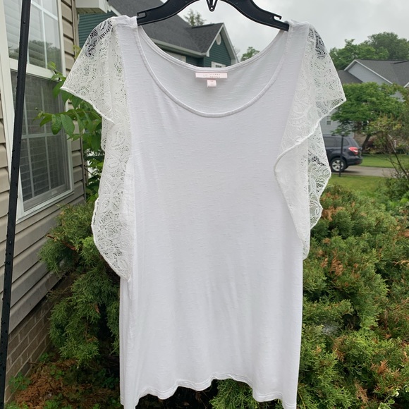 LC Lauren Conrad Tops - Lauren Conrad Sleeveless Lace Shoulder Top-size M